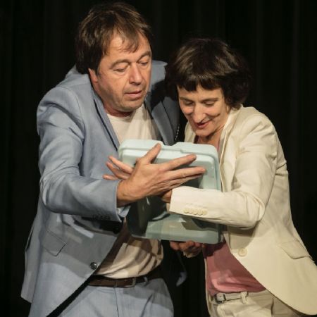 Theater Sgaramusch – «Knapp e Familie»