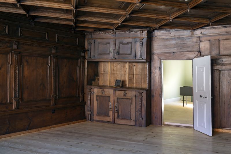 Dem Holzrestaurator über die Schulter geschaut