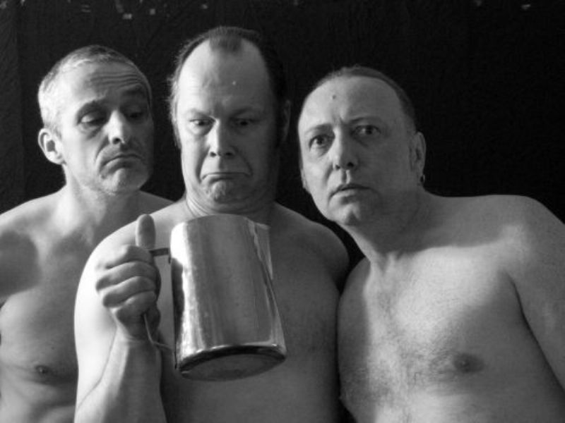 Volle Kanne – leere Tasse