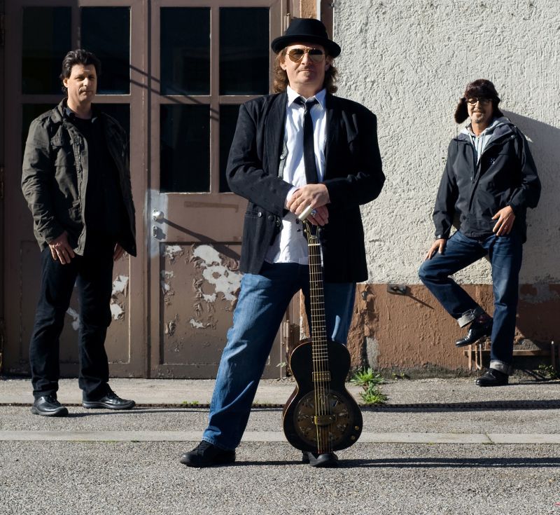 Reverend Rusty & The Case (D)