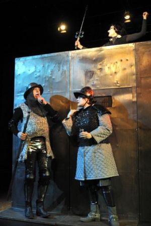 Vorstadtttheater Basel und Theater Sgaramusch – «Burg»