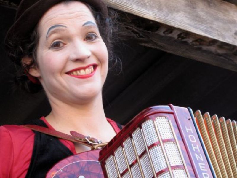 Vorstadt Variété – «Vive la France!»