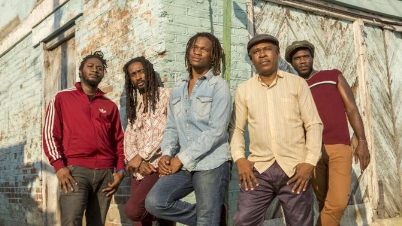 Raging Fyah (JAM) & Stick Figure (USA)
