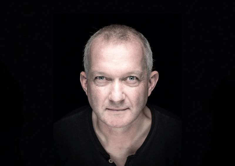 Simon Enzler – «Zmetztinne»