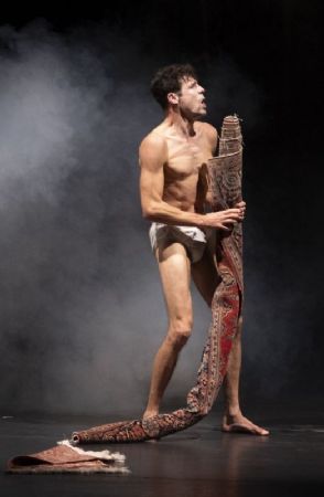 Antoine Zivelonghi – «Carpet Diem»