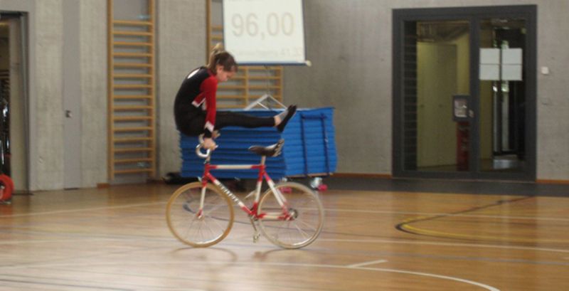 Kunstradfahren
