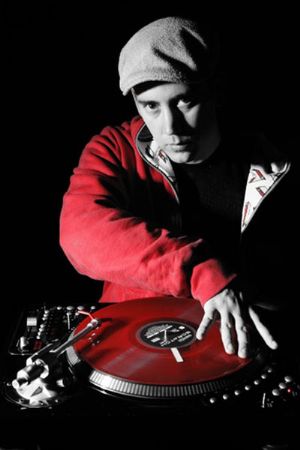 Aykaïsm: Turntables In Technicolor