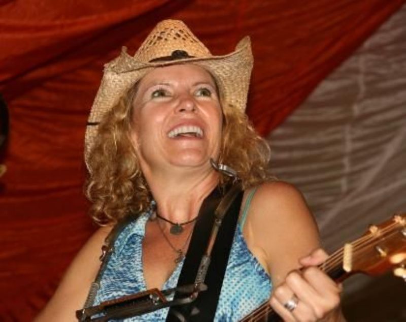 Kim Carson & Band