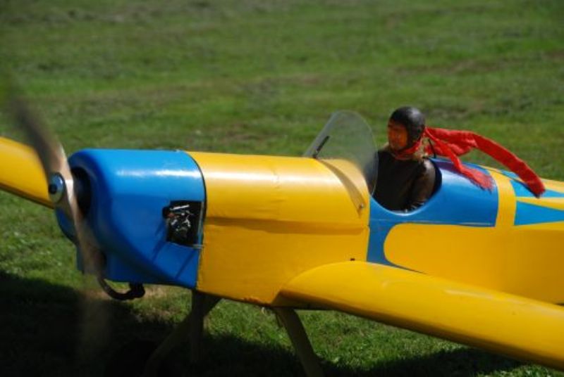 Modellfliegen – ein Hobby von 9 bis 99 Jahren