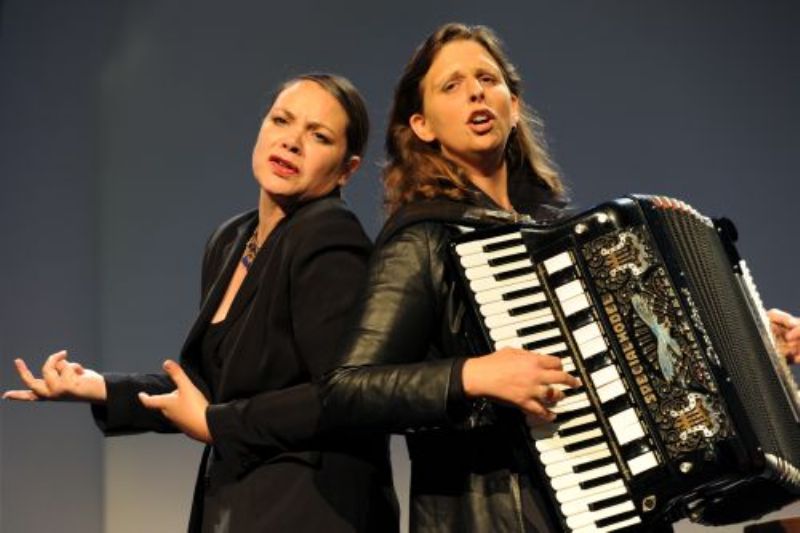 Knuth & Tucek – «Neurotikon»