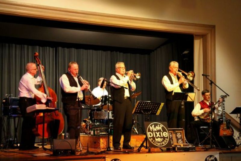 Munot Dixie Stompers