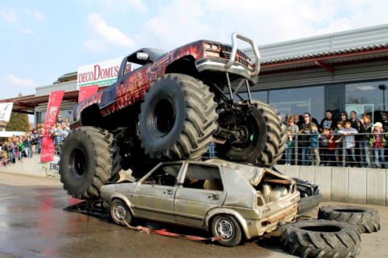 XXXXXXL US Monster Truck Show