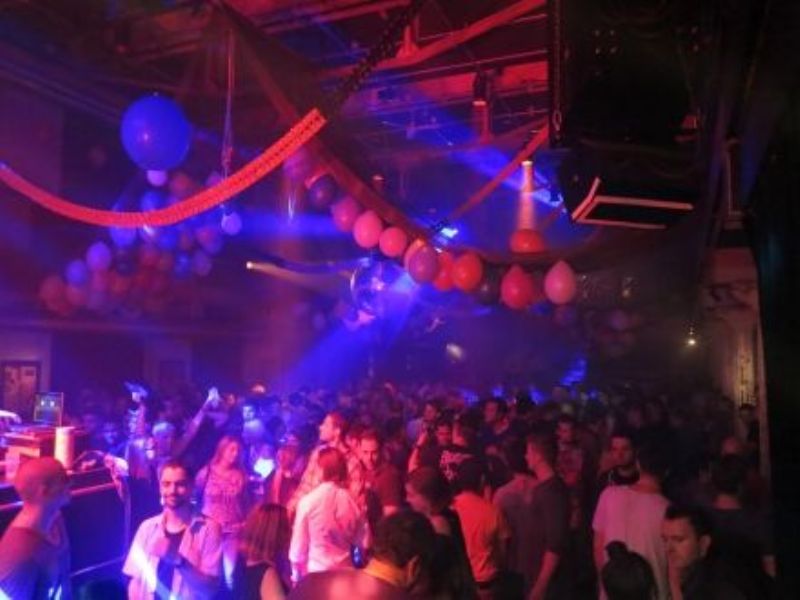 Grosse Silverparty « All You Can Dance»