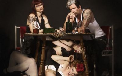 BIG JOHN BATES & the Voodoo Dollz