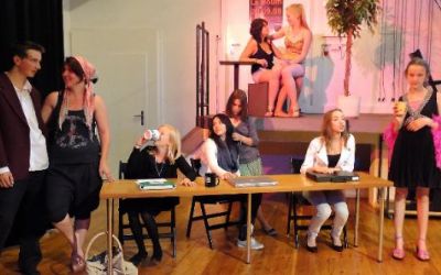 Jugendclub momoll: Werkstatt 15Plus